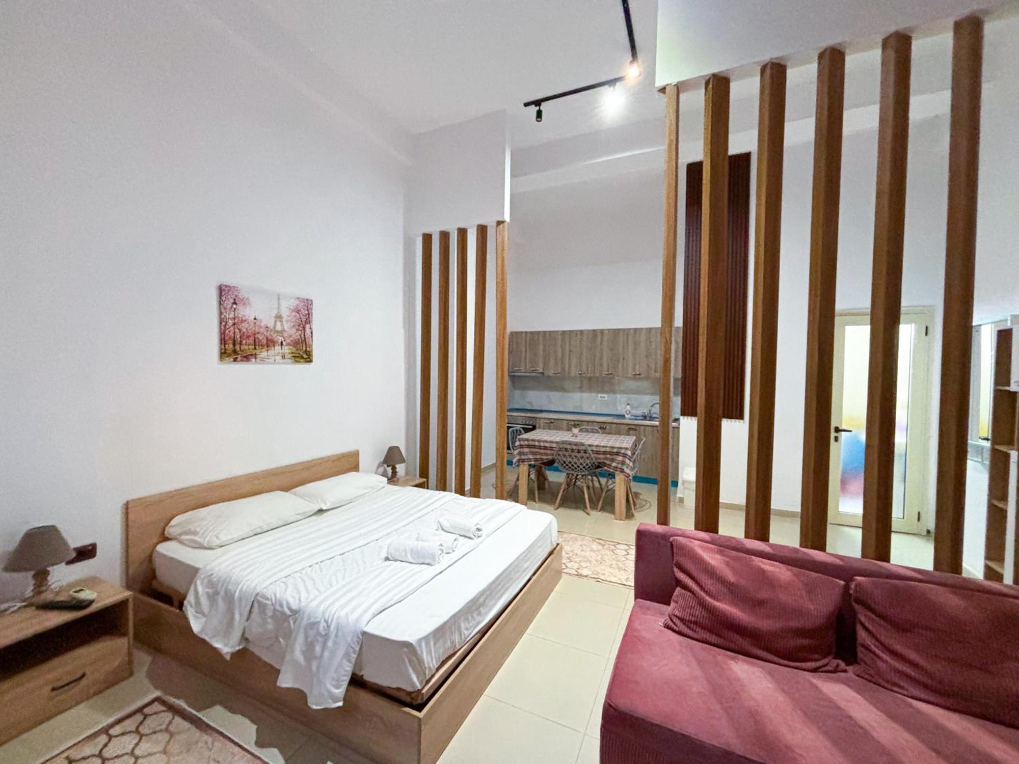 Budget Retreat Tirana & Studios מראה חיצוני תמונה