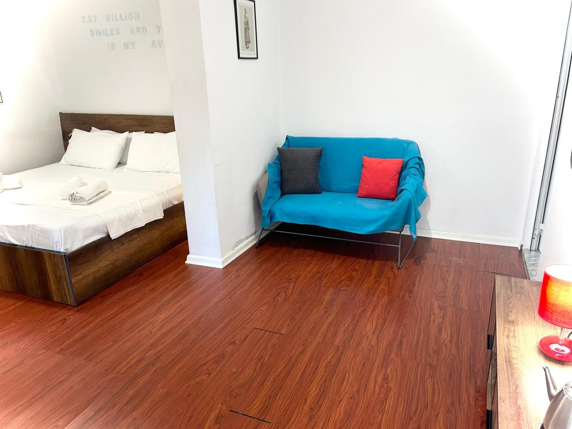 Budget Retreat Tirana & Studios מראה חיצוני תמונה