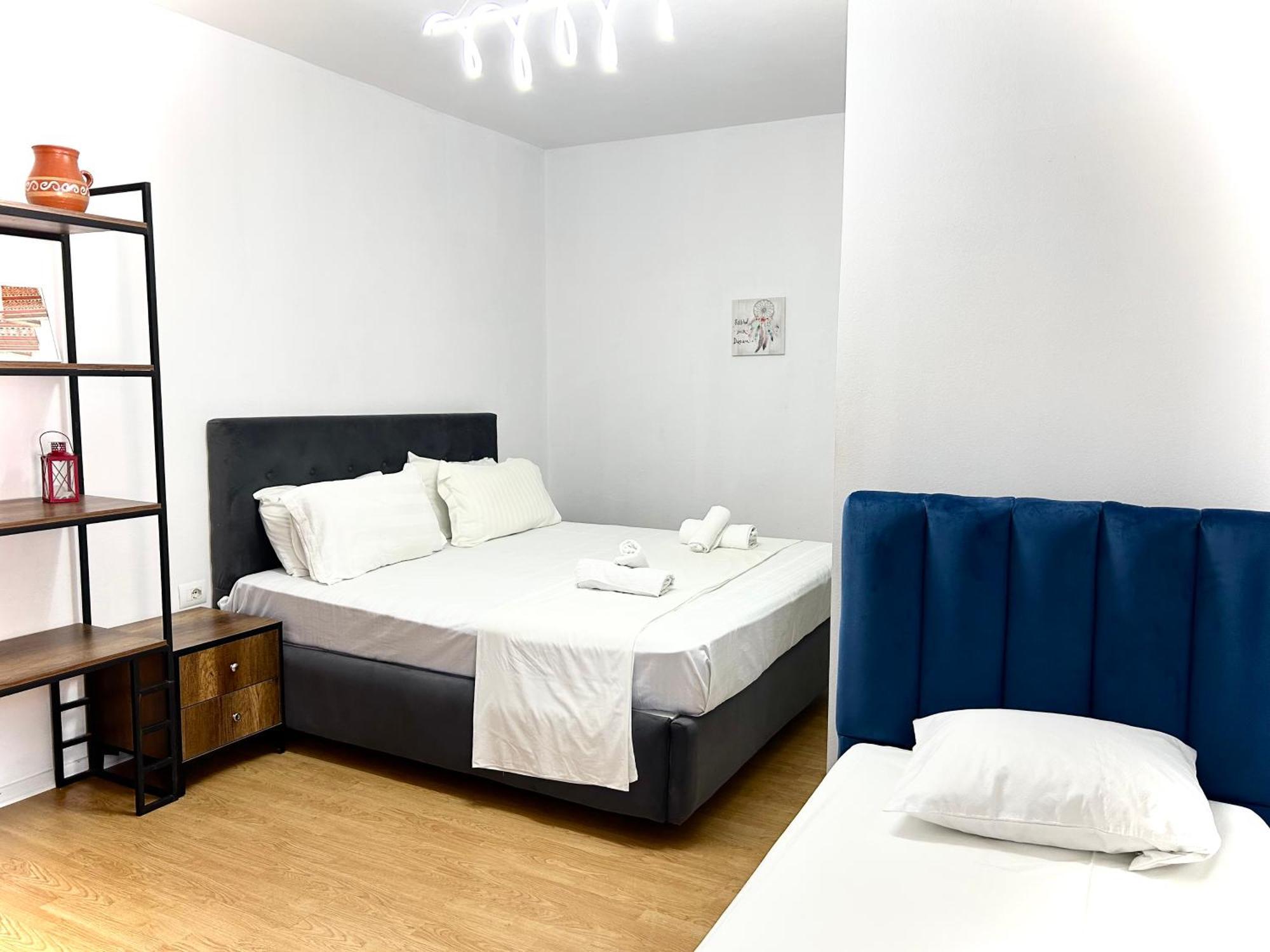 Budget Retreat Tirana & Studios מראה חיצוני תמונה