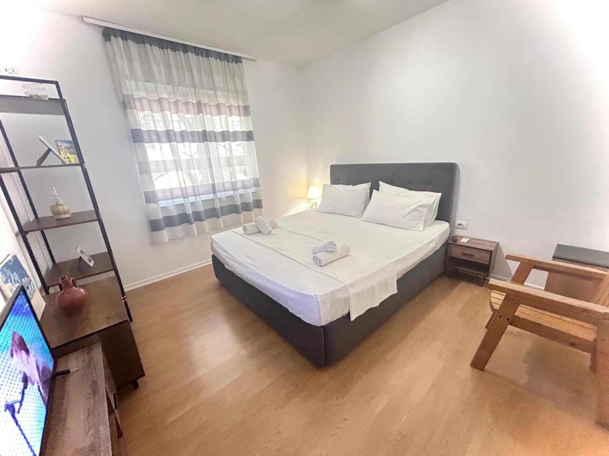 Budget Retreat Tirana & Studios מראה חיצוני תמונה
